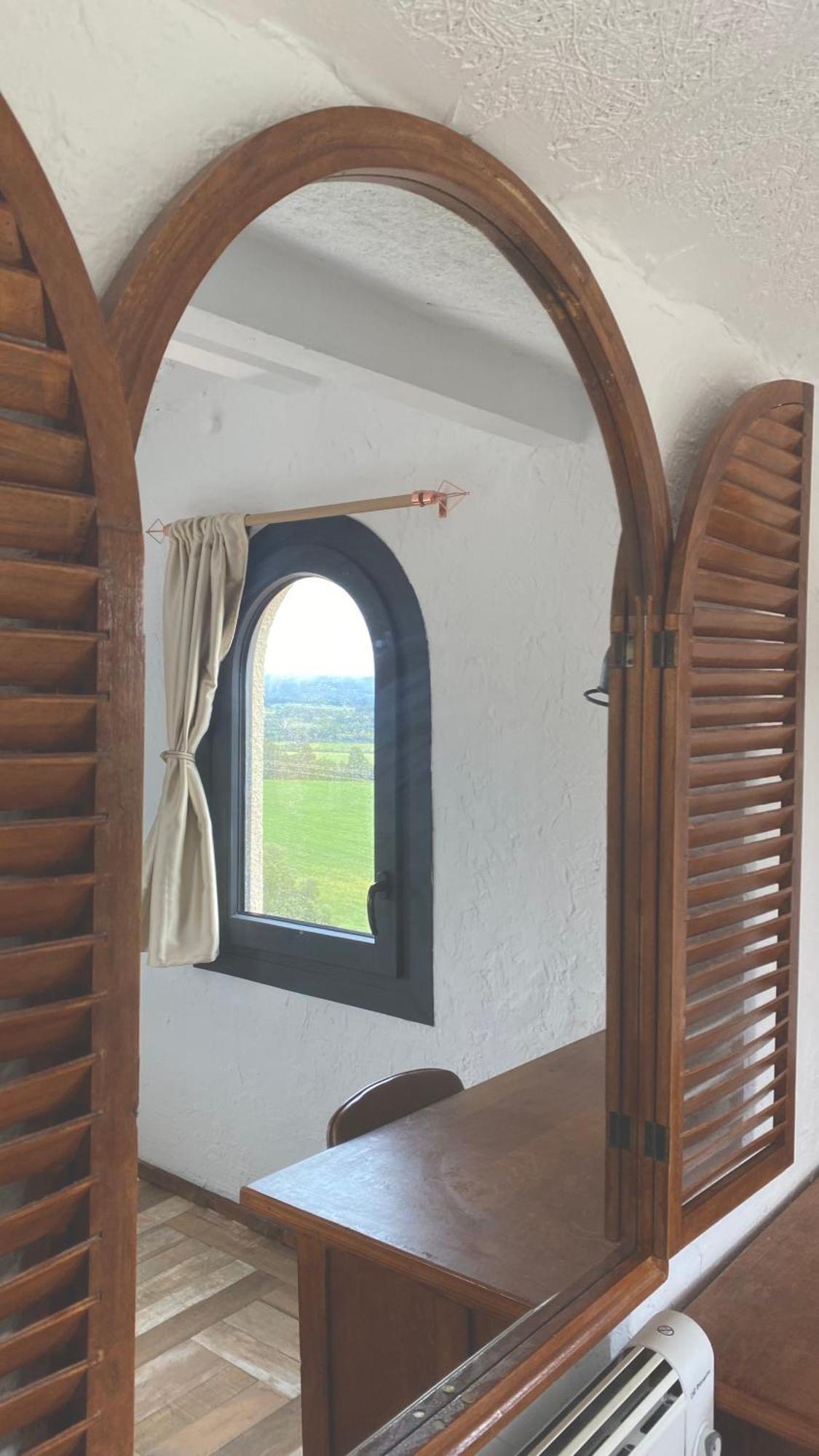 Torre Costa Brava Apartment Garrigás